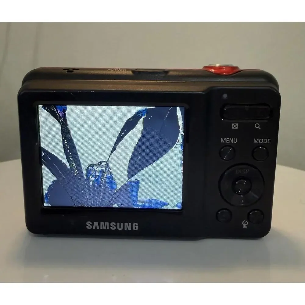 Samsung ES9 Digital Camera 12.2MP Compact Zoom X4 Point & Shoot Red Y2K BAD LCD